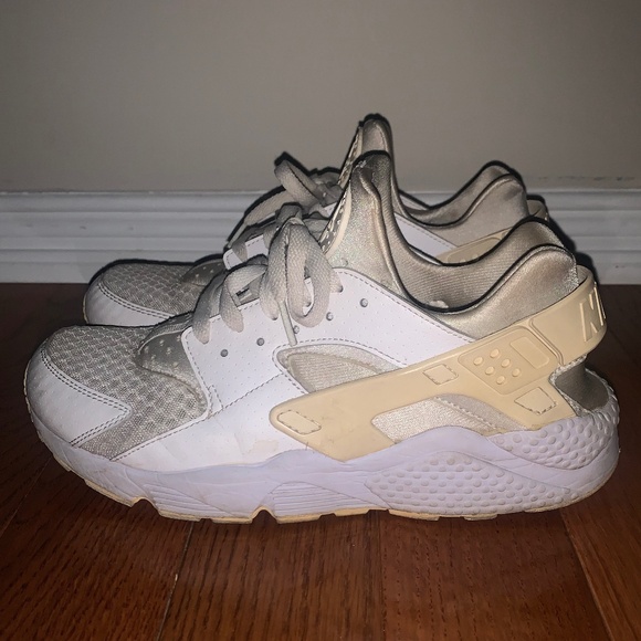 Nike Air Huarache White Platinum - Picture 3 of 8